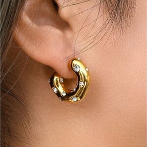 18K Gold Plated Huggie Hoop Earrings